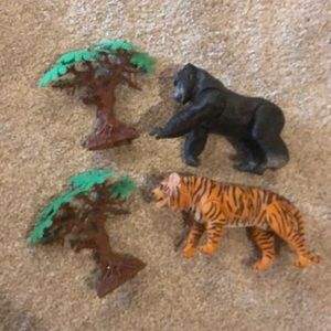 Zoo animals figurines